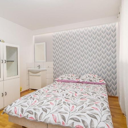 Apartamento Pod Różą Wiatrów Kołobrzeg Exterior foto