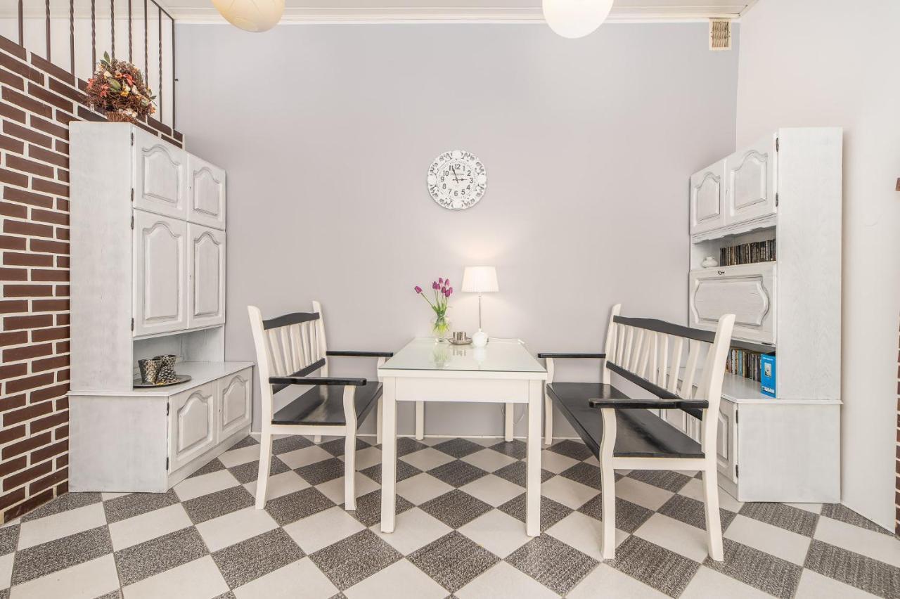 Apartamento Pod Różą Wiatrów Kołobrzeg Exterior foto